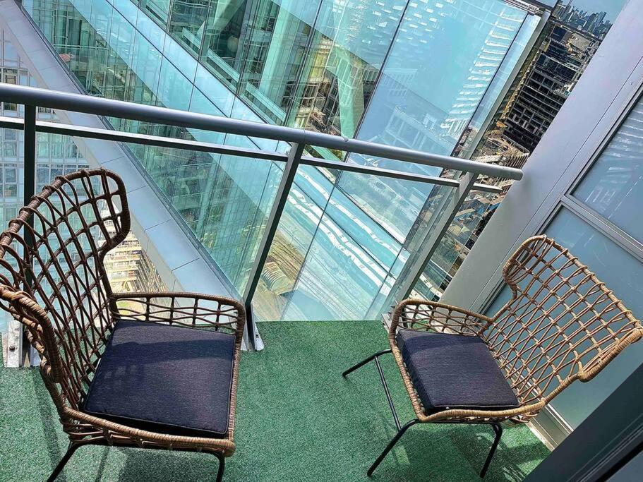 Stunning Condo Wit Amazing View 5Mins From Cntower Торонто Экстерьер фото